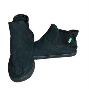 Sanuk Shoes Pair O Dice Mid Ankle Boots Size 8 Black High Tops Slip On NEW